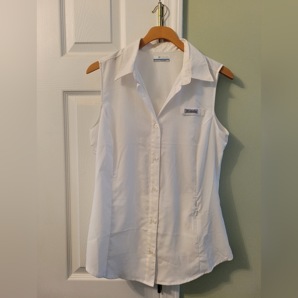 Columbia PFGWhite Sleeveless Button Up Shirt Medium